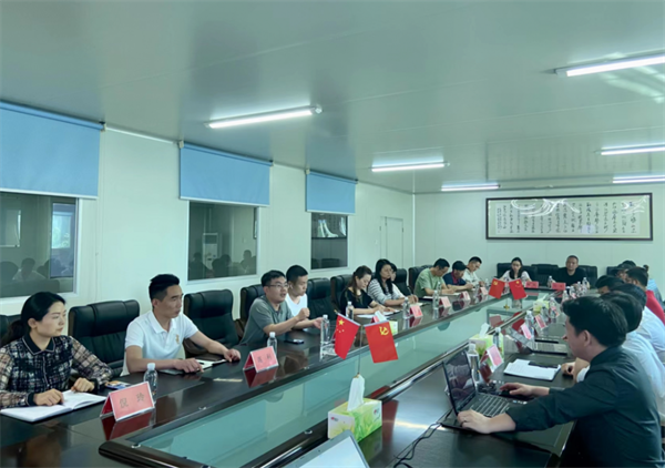 蠟筆小新(四川)有限公司管理升級動(dòng)員大會