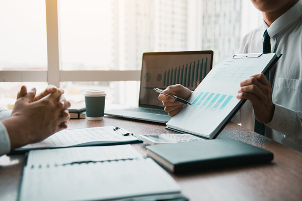 「企業(yè)管理咨詢」如何通過(guò)企業(yè)管理實(shí)現(xiàn)企業(yè)目標(biāo)？