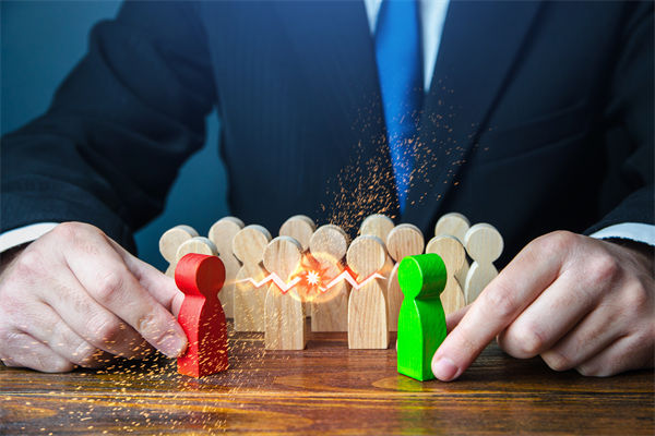 新老業(yè)務(wù)沖突不斷，企業(yè)戰(zhàn)略管理如何平衡布局？