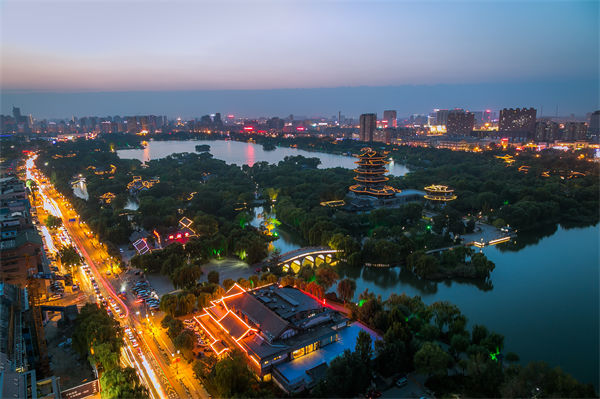 戰(zhàn)略規(guī)劃總落空？濟(jì)南戰(zhàn)略咨詢公司如何讓目標(biāo)落地有跡可循？