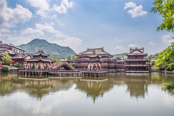 制造業(yè)管理分析：短劇基地狂飆，誰是下一個橫店？